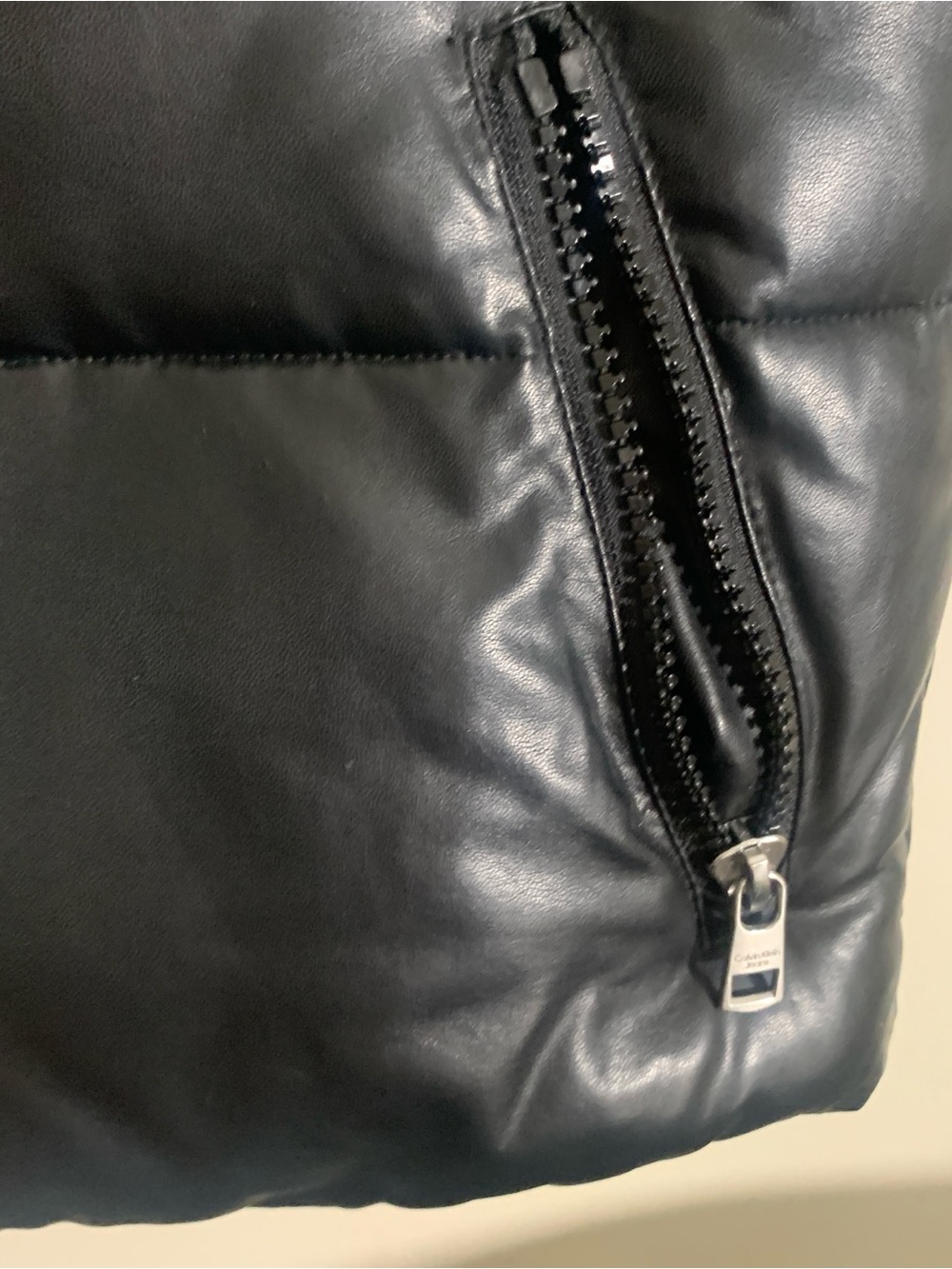 Calvin Klein Jeans Black Quilted faux Leather Puffer Vest XS runs big - Picture 9 of 12